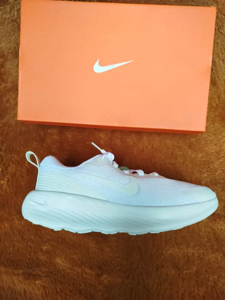 Jual sepatu nike walking pria no 40.5 BARU ORIGINAL MURAH SAJA