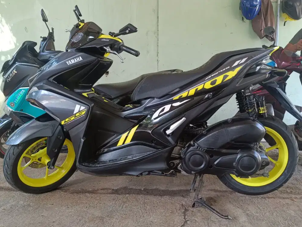 Jual Motor Aerox 2019 ss lengkap insya Allah mulus tinggal gas..