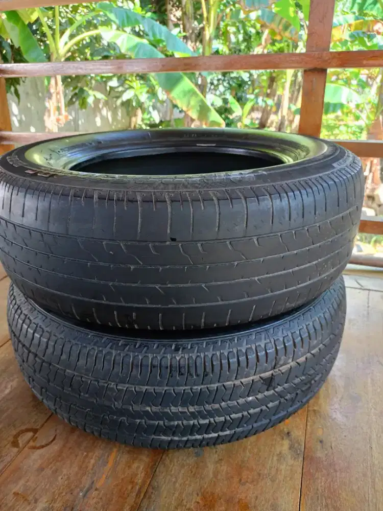 Ban Innova 205/65/15 kondisi original bukan siletan