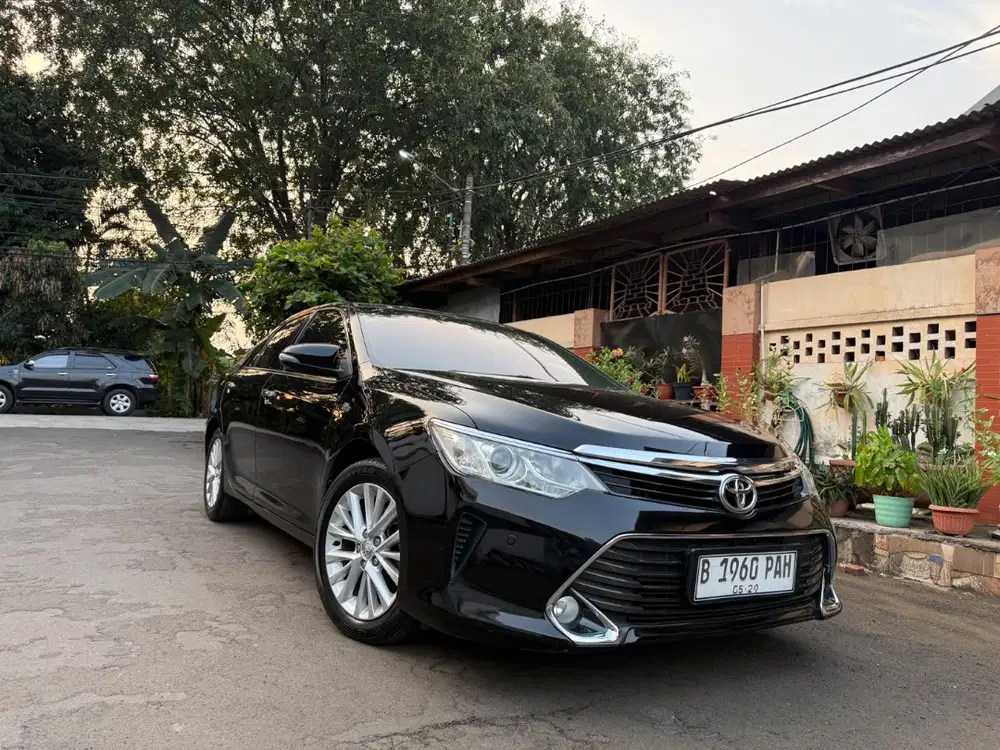 Toyota Camry 2.5 V 2017 AT
