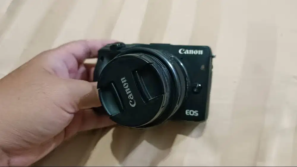 Kamera 2 Jutaan Canon Eos M3 + Lensa KIT EFS 18-55mm Bonus 1 Baterai