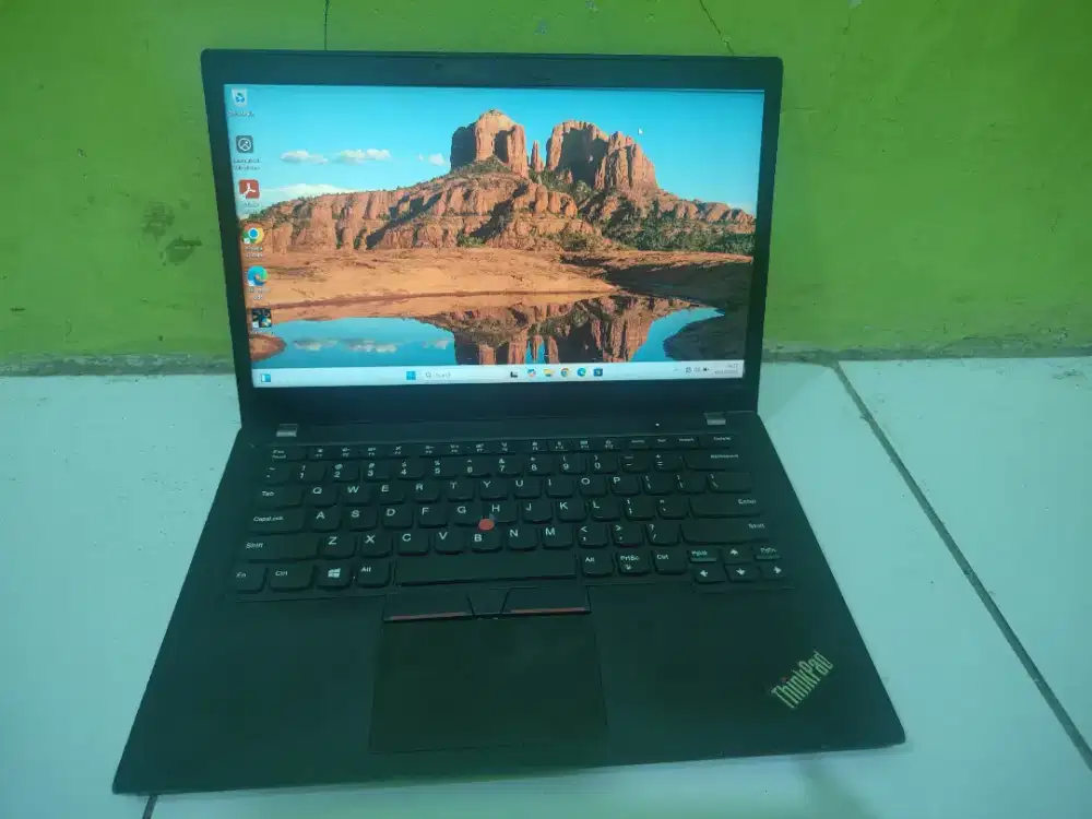 Laptop thinkpad T480 core i5 gen 8 ram 8 ssd 256