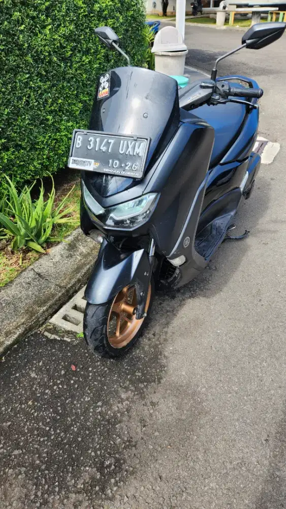 Nmax 2021 hitam keyless