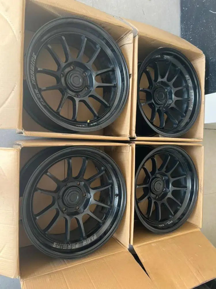 Velg R18 lebar 9inc Pajero/Fortuner