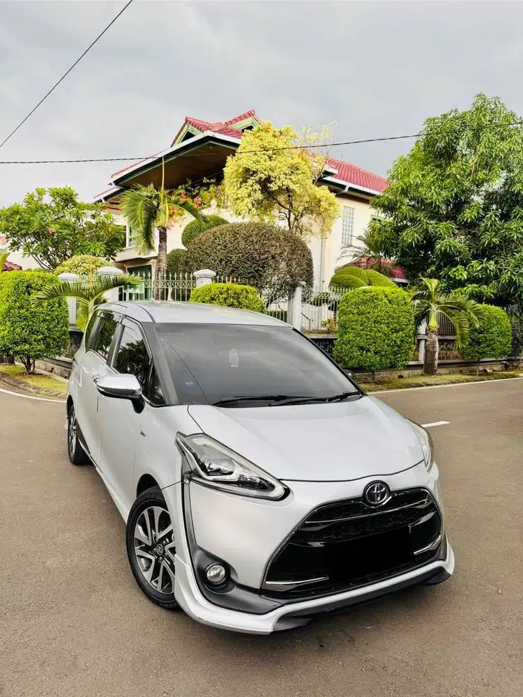 Toyota Sienta Q Type Tertinggi Tgn1 Full Record Toyota