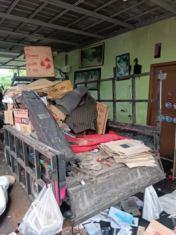 Angkut buang puing puing barang rumah