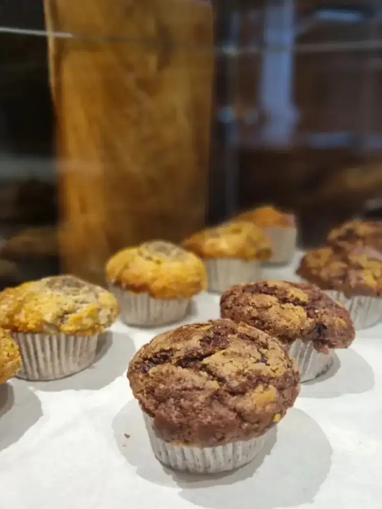 Di butuhkan pegawai cewe untuk jaga outlet bakery