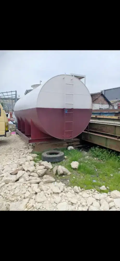 Tangki bekas 20.000 ltr bisa untuk air, minyak, solar. Dll.