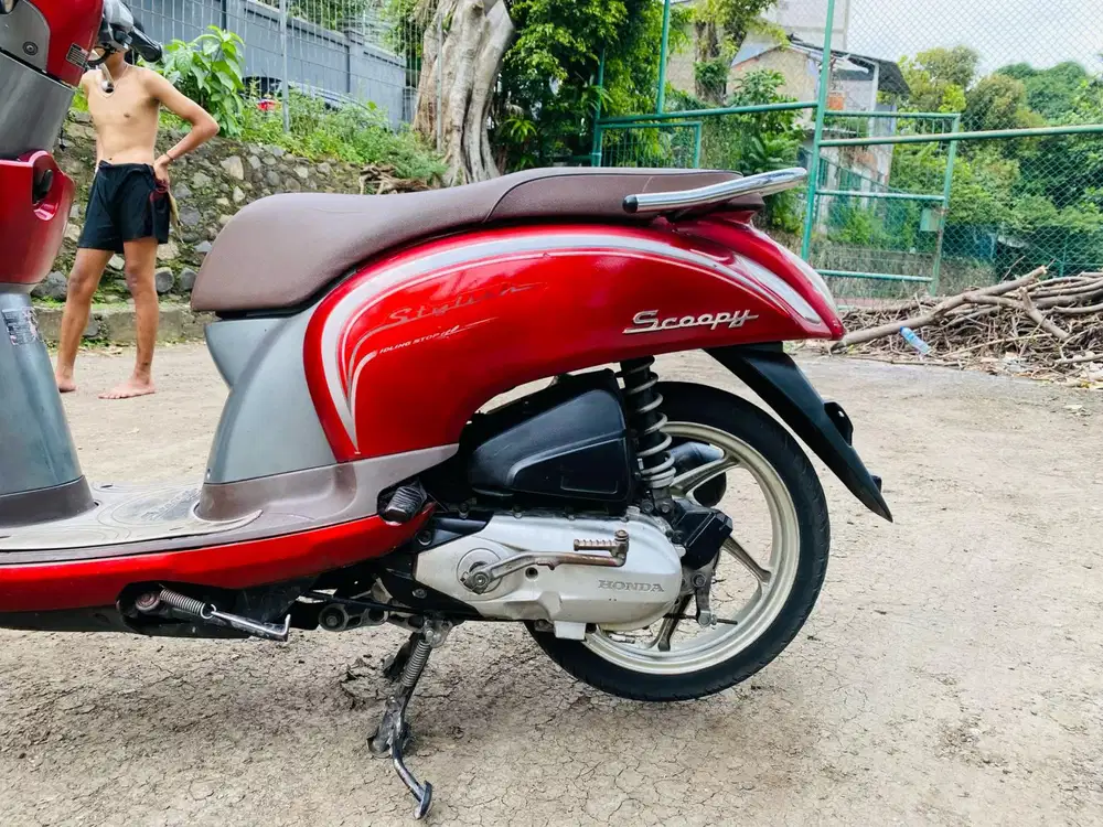 Honda Scoopy 110cc Pgm_Fi Cbs iss Tahun 2015