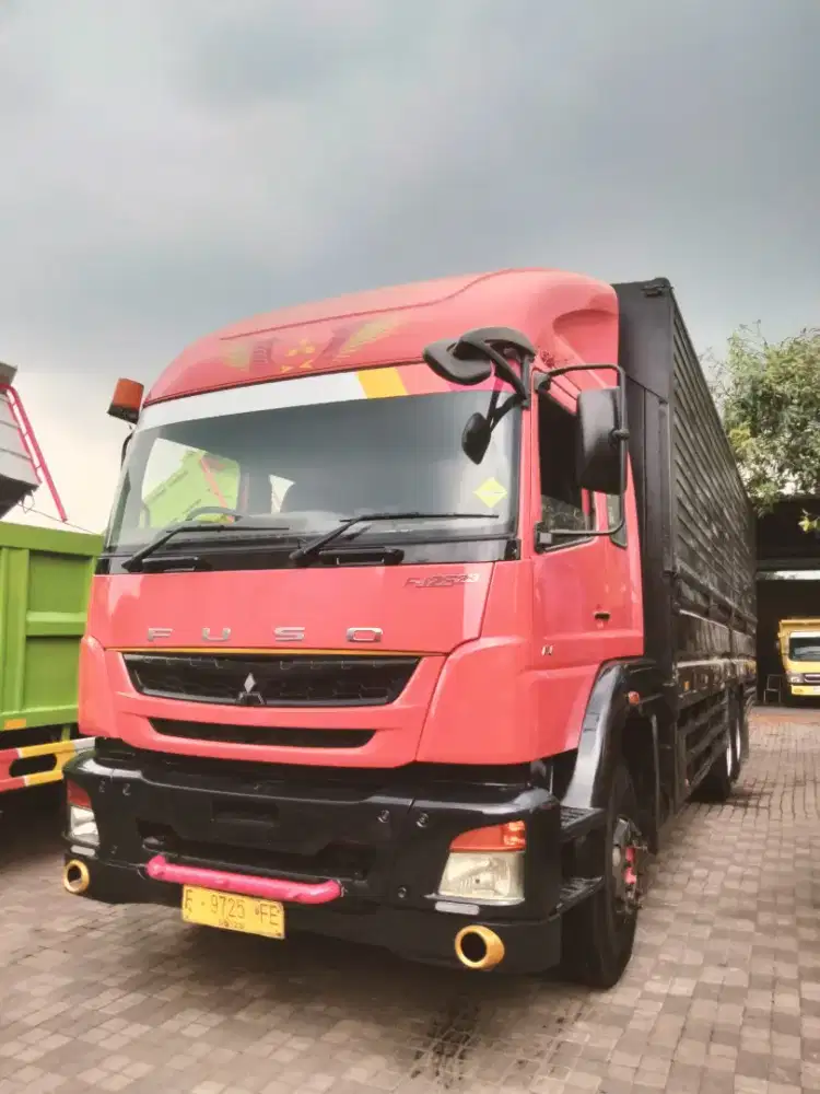 Wingbox Mits. Fuso Fj 2523 Th. 2015