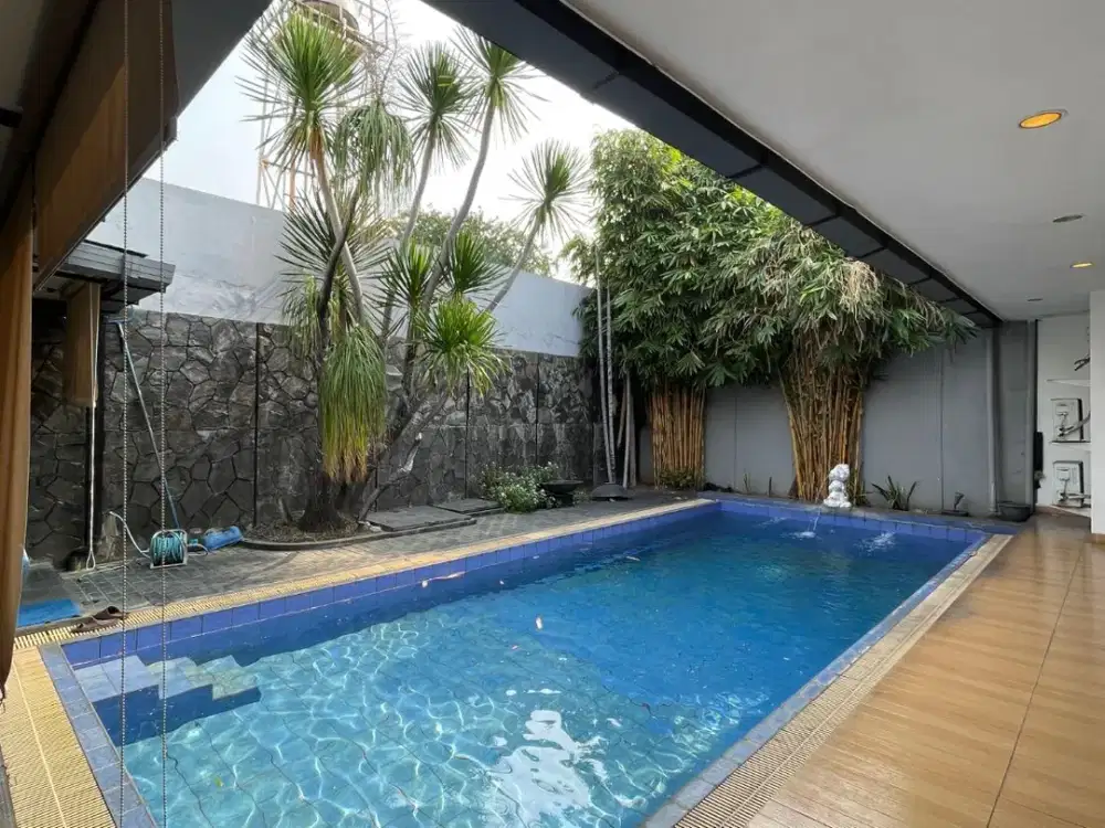Rumah Mewah Semi Furnish di Komplek Eksklusif Bangka – Kemang | Kolam Renang | 13,5 M Nego