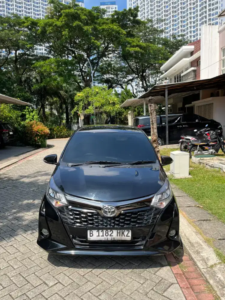 Mobil Toyota Calya Hitam 1.2 G A/T Tahun 2023