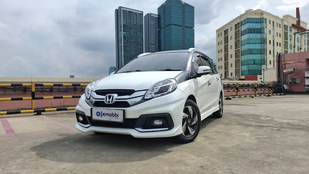 Pajak Panjang - Honda Mobilio 1.5 RS Bensin-MT 2015