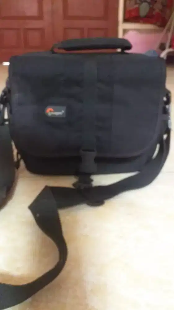 Tas kamera lowepro