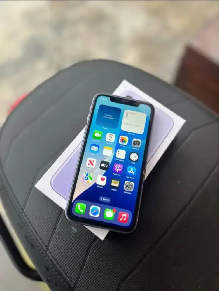 iPhone 11 64gb inter purple