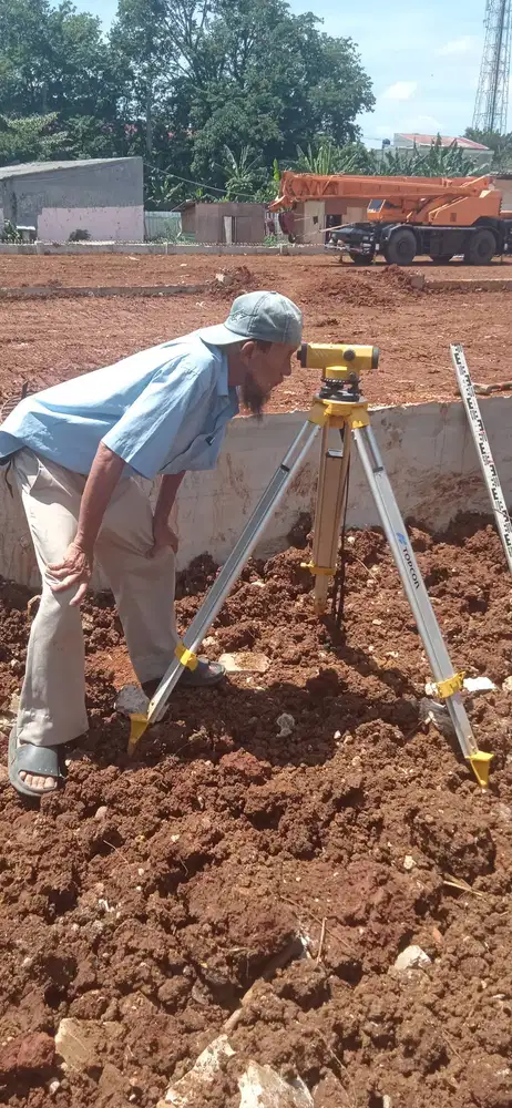 Mencari pekerjaan Surveyor ( juri ukur )