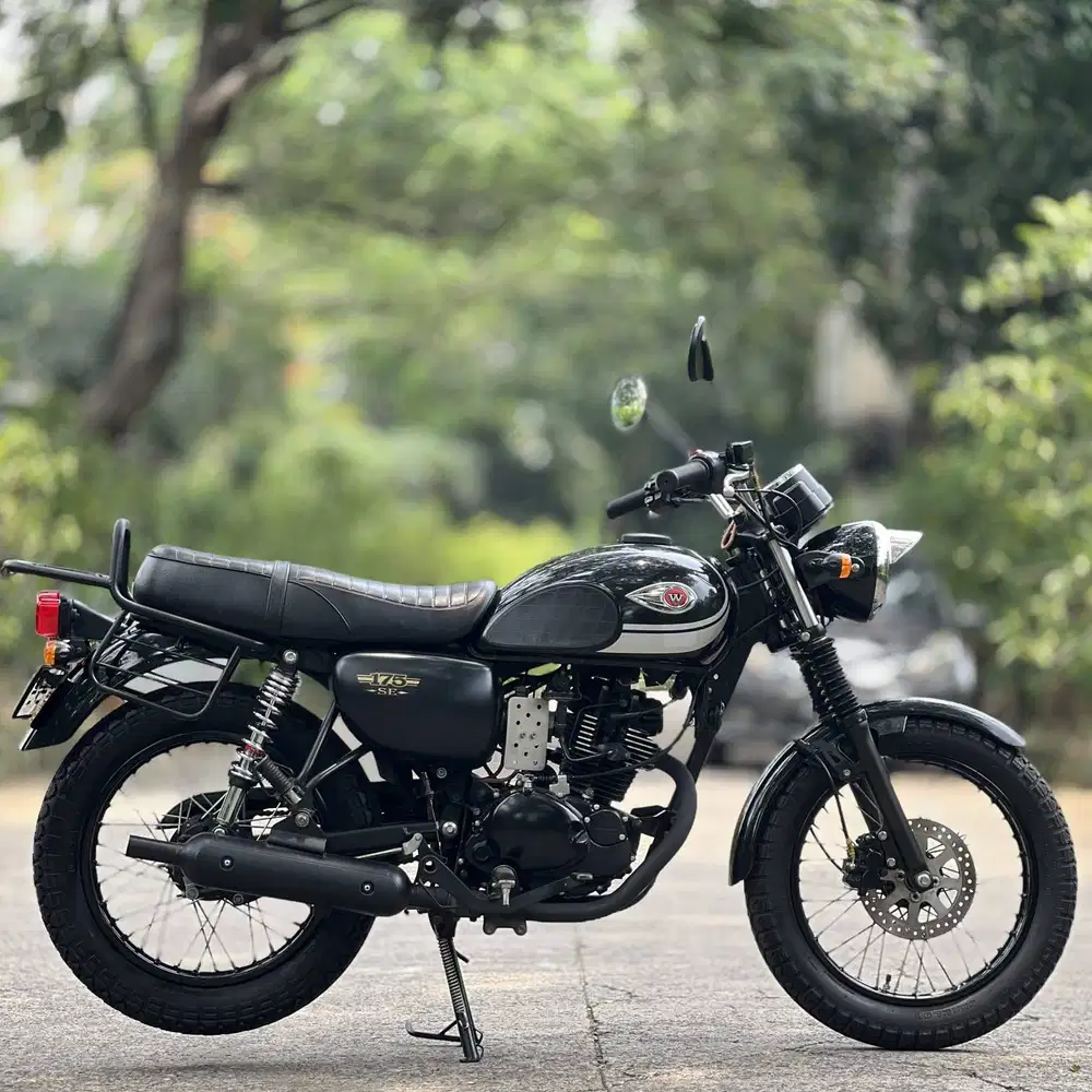 KAWASAKI W175 SE BLACK 2019 KM LOW PAJAK PANJANG GASPOL
