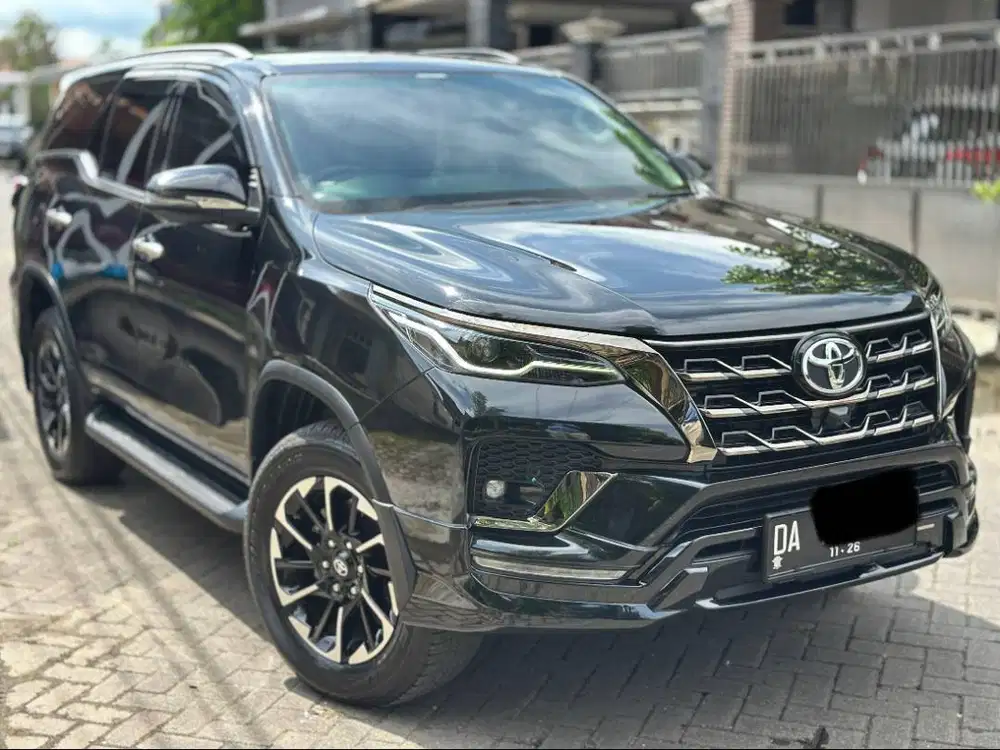 Dijual Cepat Toyota Fortuner 2,4 GR AT 2021
