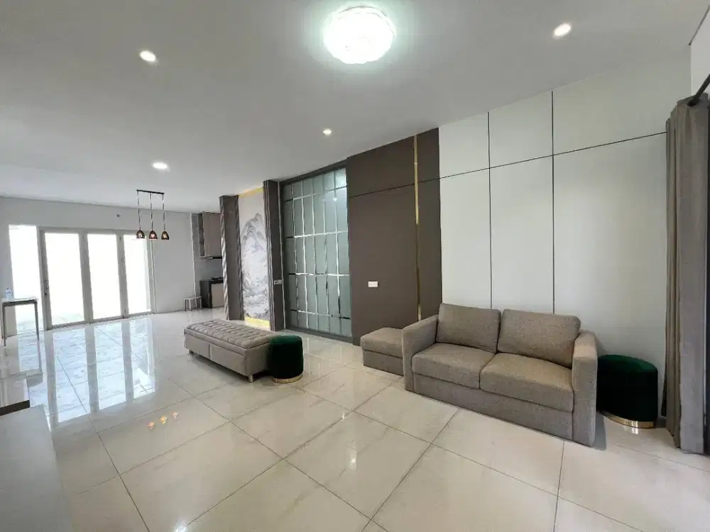 Dijual Rumah Semi Furnished Wisata BUkit Mas Surabaya Barat Dekat Prambanan, Citraland,Unesa