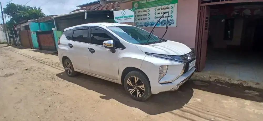 Dijual mitshubisi expender type ultimate