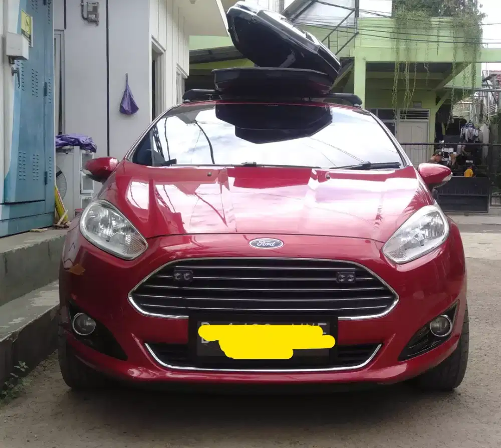 Ford Fiesta 1.5 S 2015 Merah AT