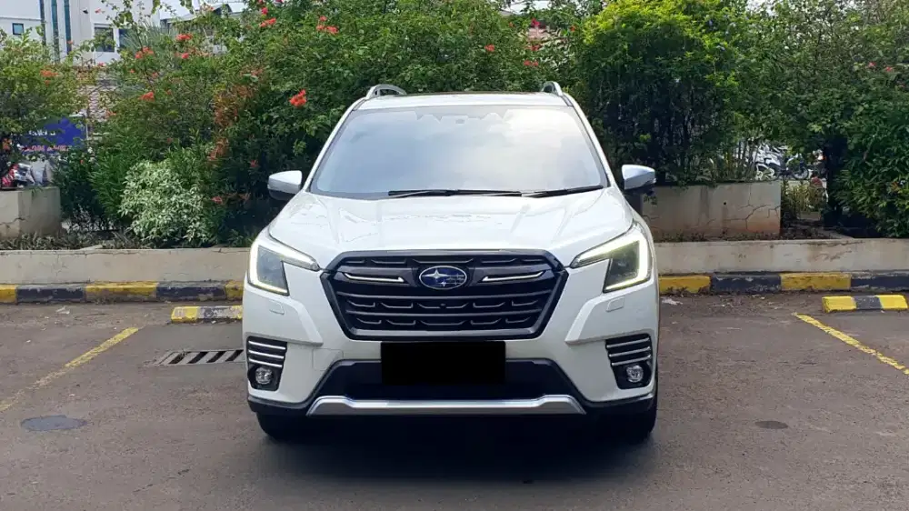 [ LOW KM ] Subaru Forester 2.0i-S Eyesight AWD AT 2024/2025