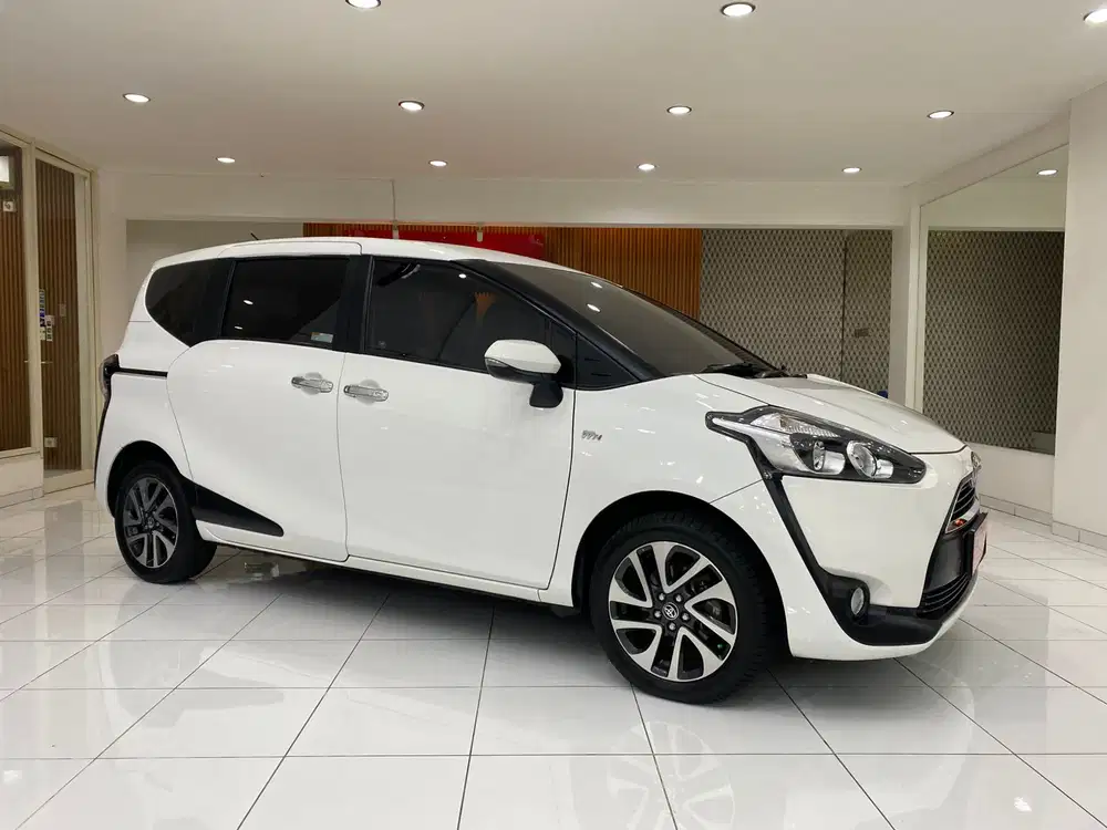 Toyota Sienta 2017 Bensin