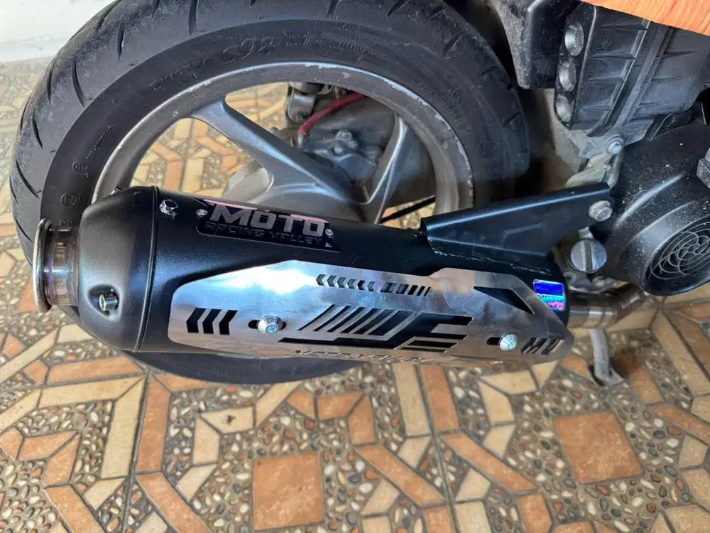 Knalpot moto valley racing tipe lustrr v1 v2 pnp karbu