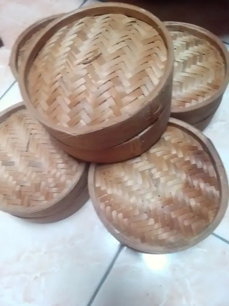 Kukusan dinsum bambu