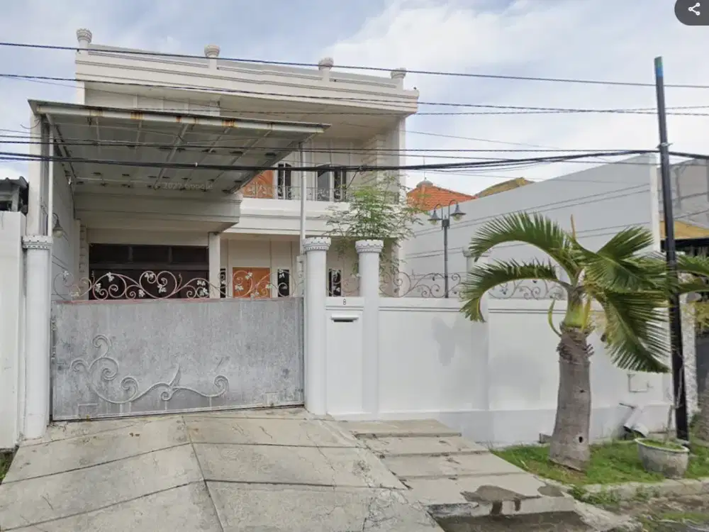 Rumah Mewah 2 lantai di Manyar Rejo