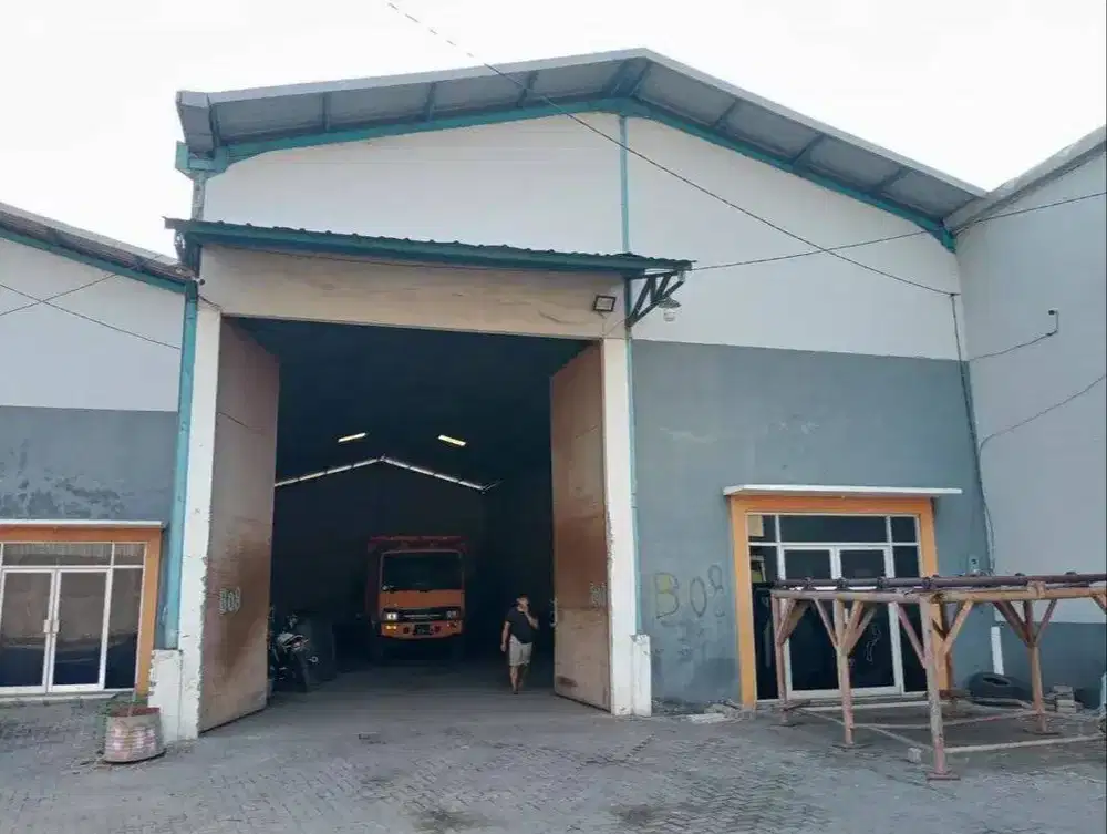 Dijual Gudang Kepatihan Industri 18  Menganti Gresik