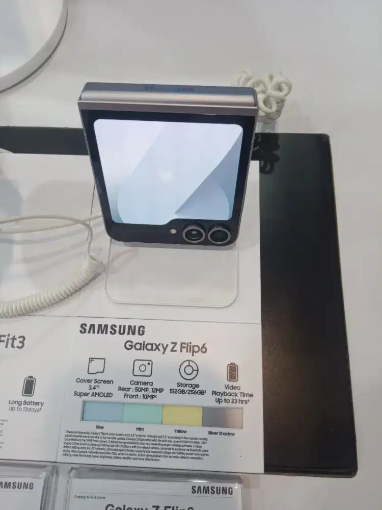 Samsung Galaxy Z Flip6 Ram 12/256 Dan 12/512