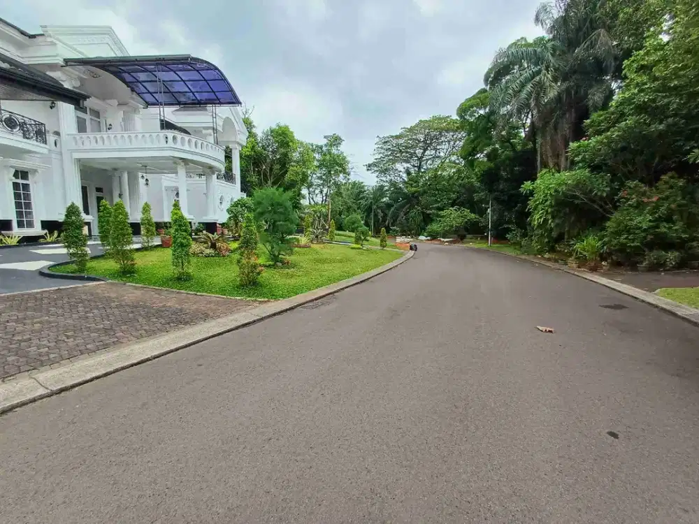 Dijual Rumah Mewah di Legenda wisata cibubur