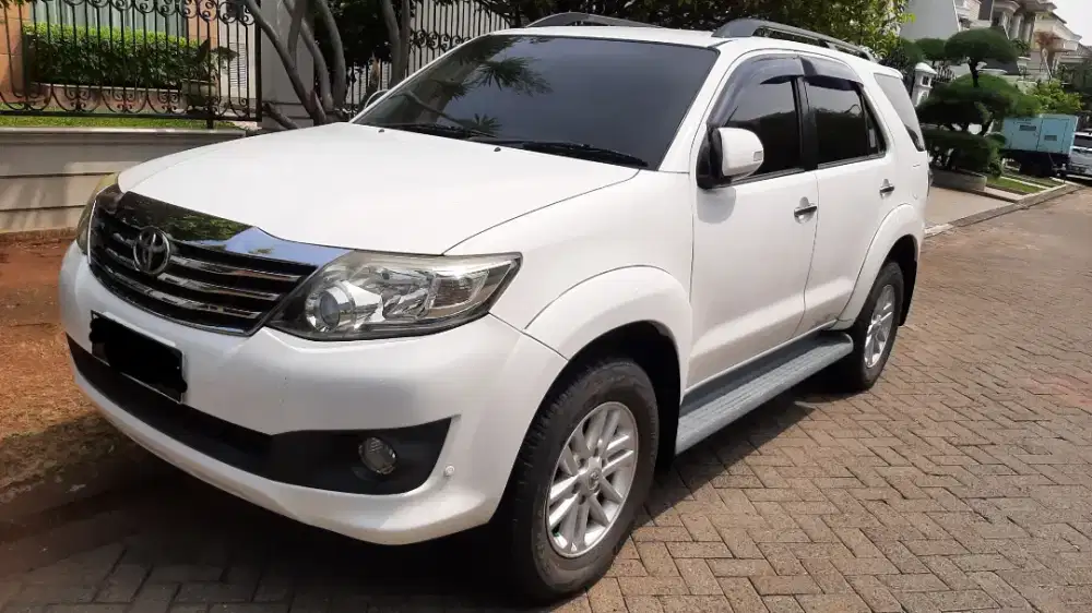 Fortuner G Lux 2012