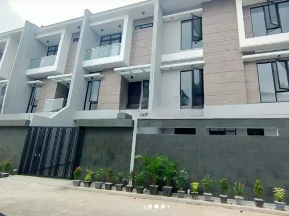 Turun Harga, Rumah Baru, Cluster Near Jis, 3 Lantai, High Quality HOME