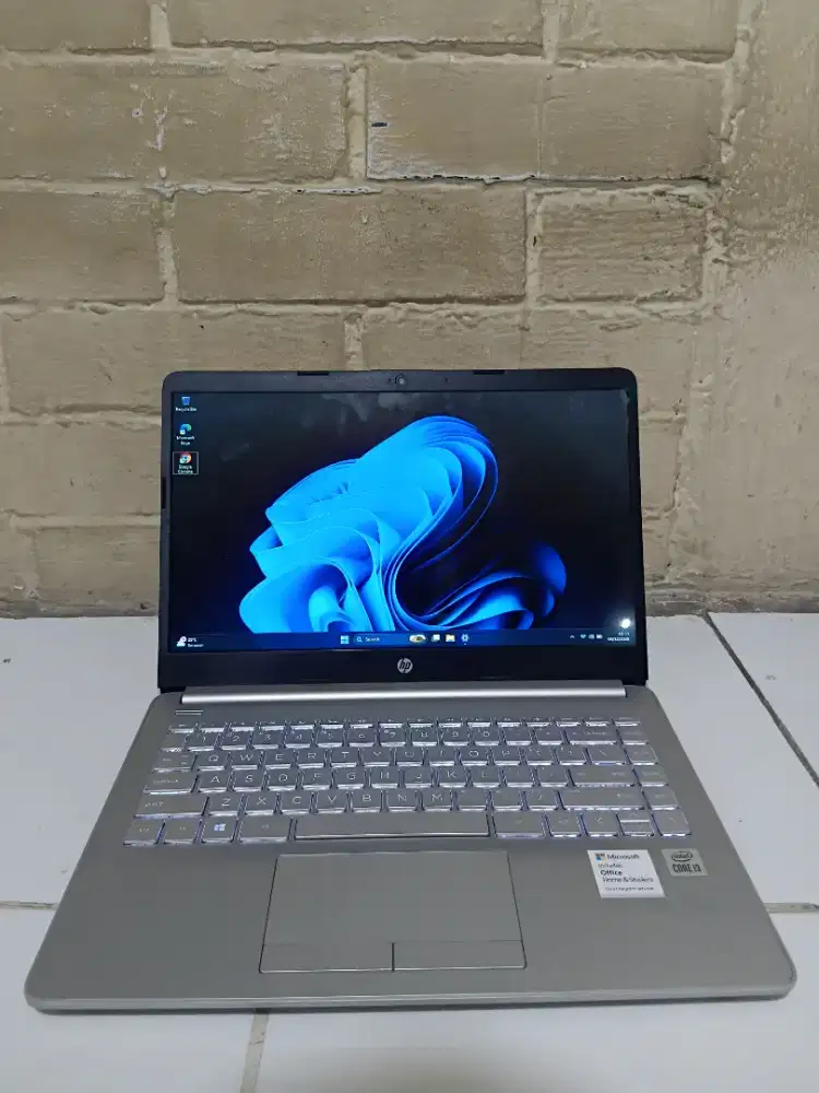 Laptop HP 14s core i3 gen 10 mulus