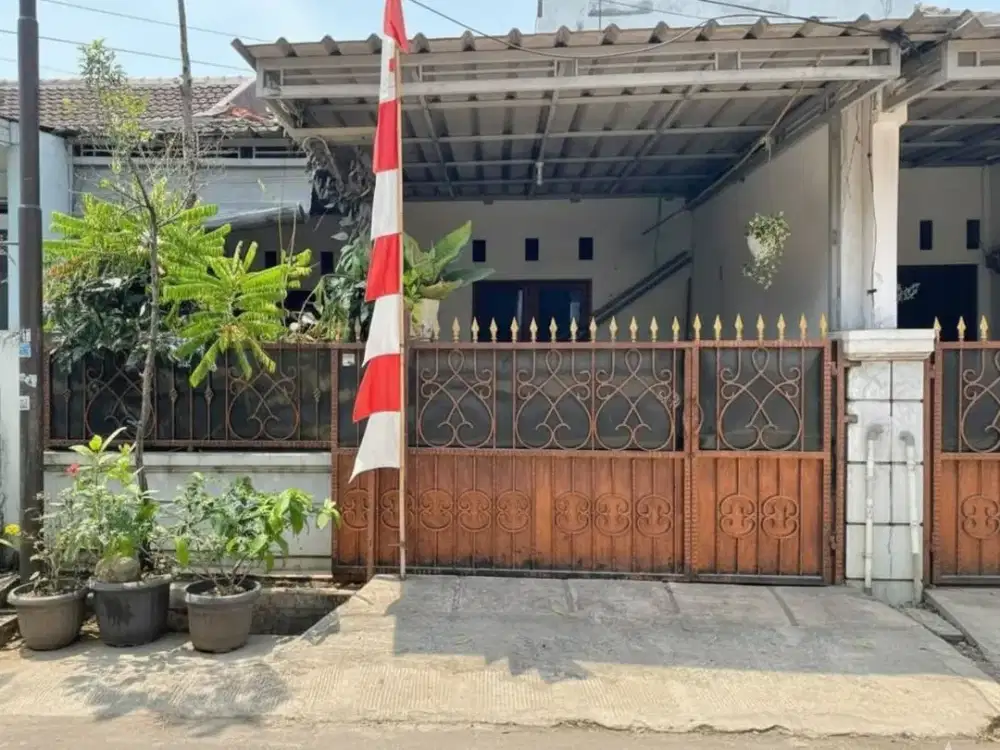 Di jual rumah 2 lantai siap huni di perumahan pondok gede, bekasi kota