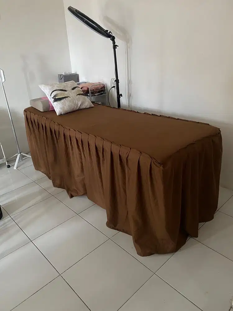 Kasur facial kondisi seperti baru