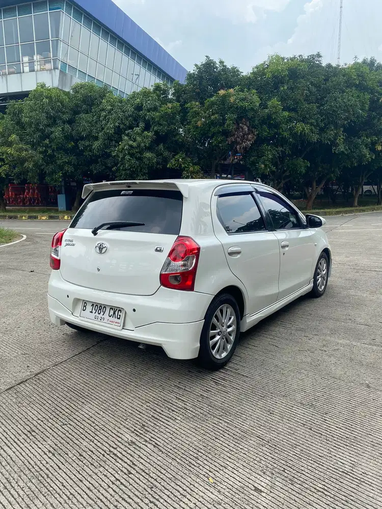 Toyota Etios Valco 2014 Bensin