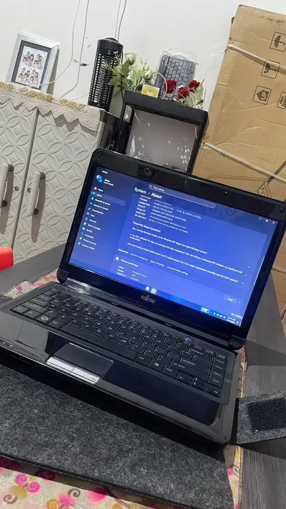 mulus laptop fujitsu ram 8 core i5 siap pakai
