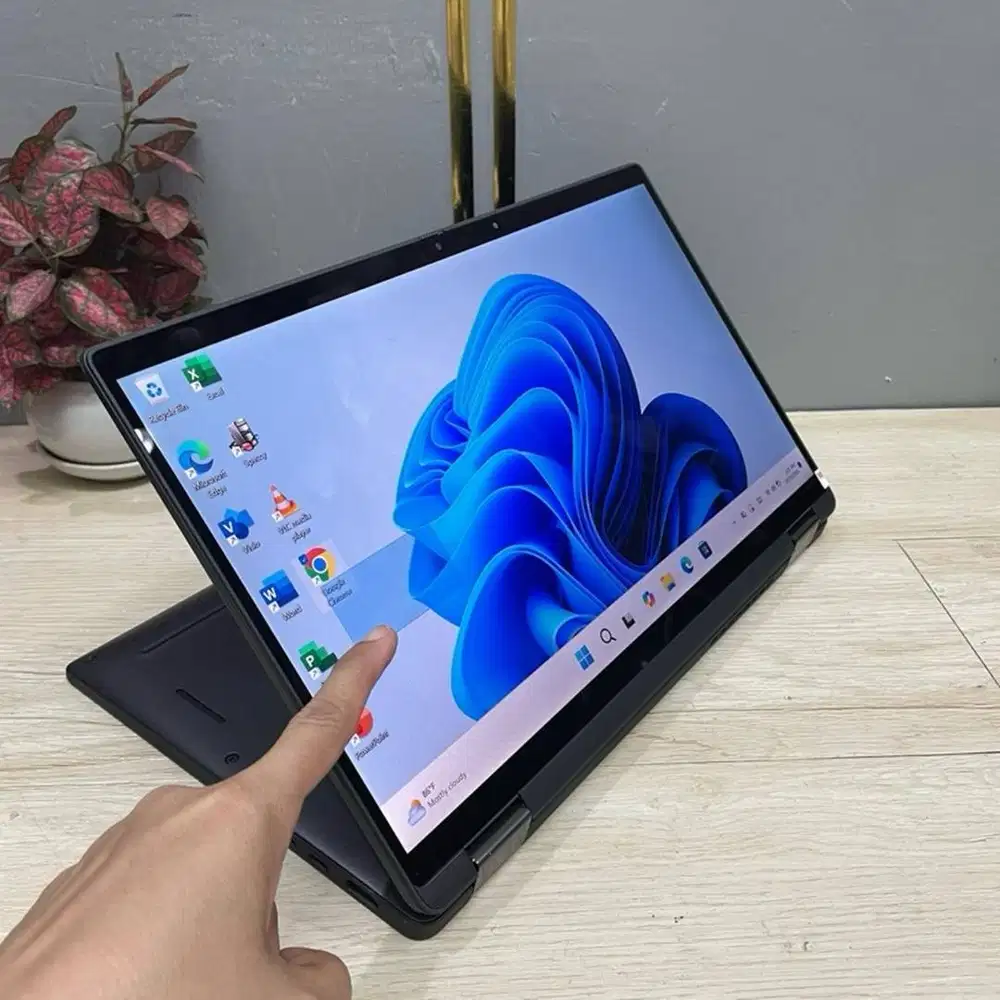 Laptop Dell Latitude 7410 2in1 Intel Core i5 Gen 10 Bergaransi DL-ETM