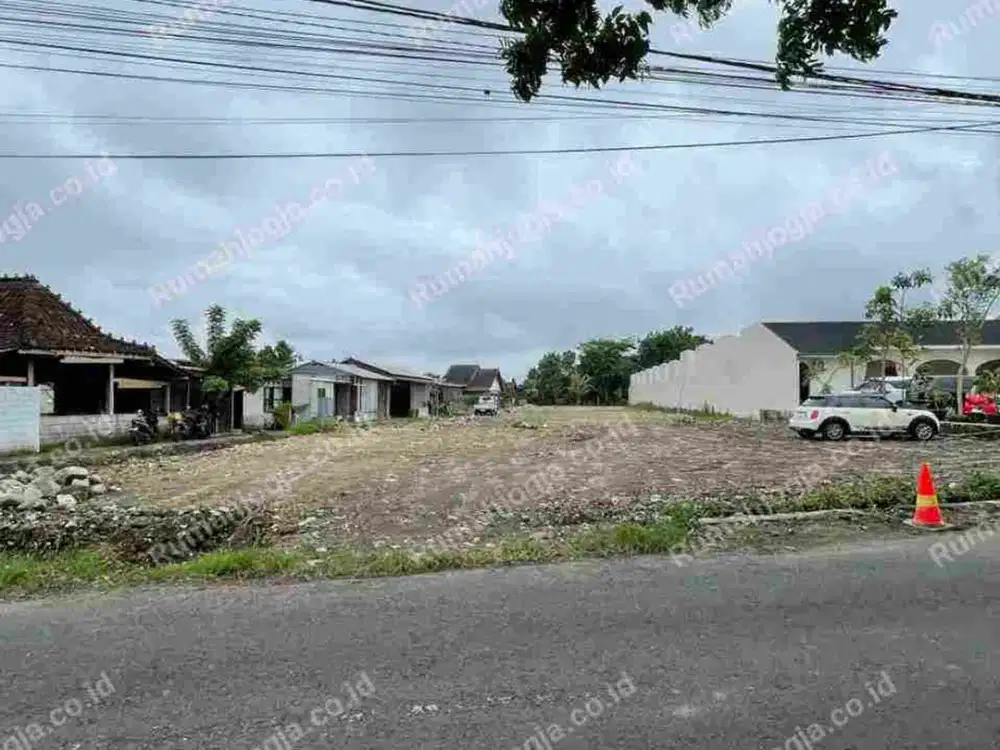 tanah pinggir jalan umbul permai jalan Kaliurang KM 8
