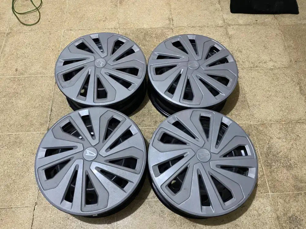 Velg Kaleng Copotan Sigra R14