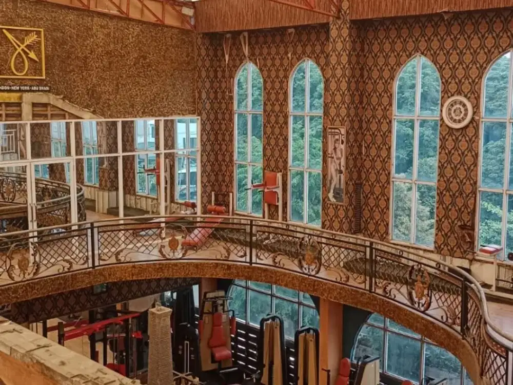 D I J U A L  Rumah dan Bangunan 4.5 Lantai di Raya Manyar, dekat Ngagel Jaya Selatan, Nginden, Barata J gaya, Bratang, Surabaya Timur