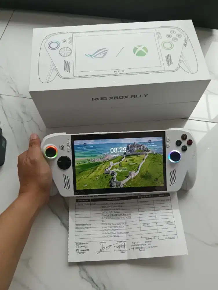 Asus Xbox rog Ally z2 white