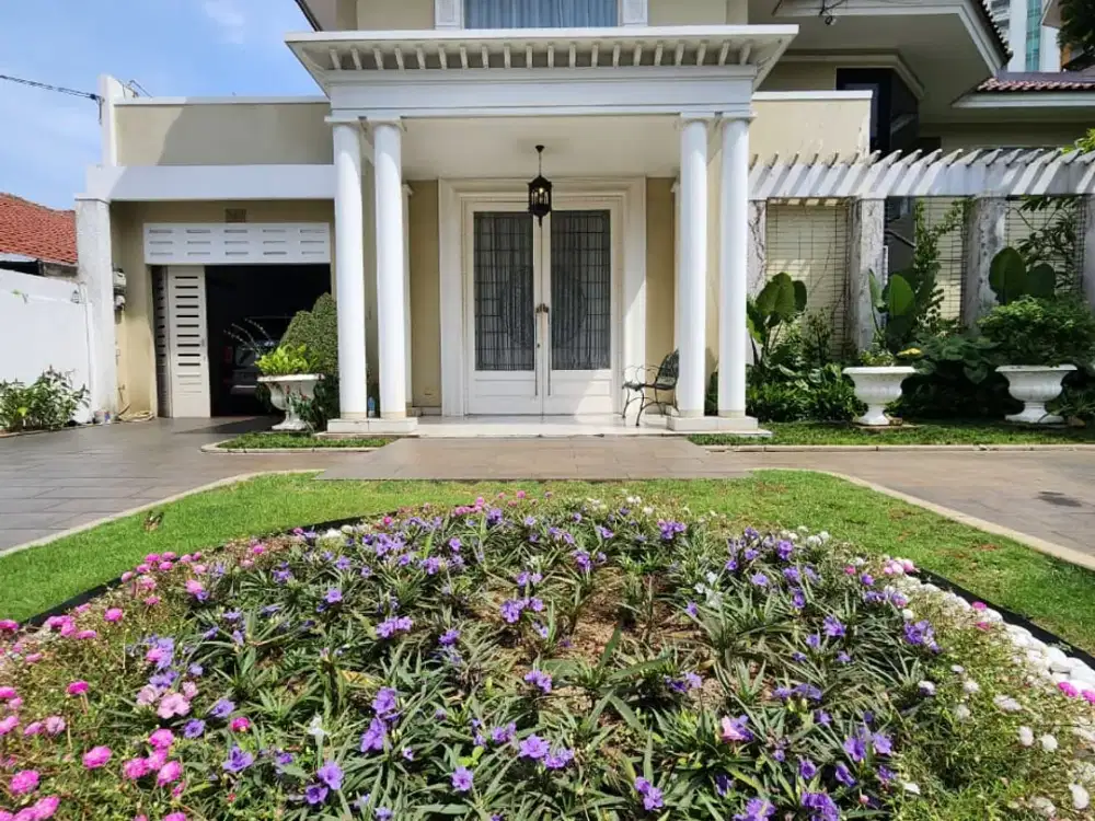 FOR SALE Luxury House Permata Hijau Prime Location 520 m² Land  19 M