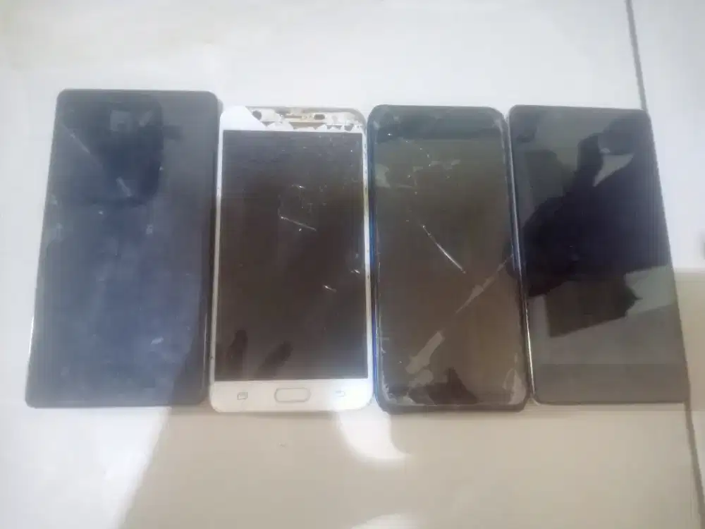 Handphon 4 multi