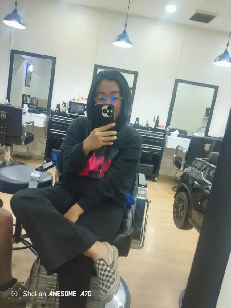 Mencari pekerjaan salon