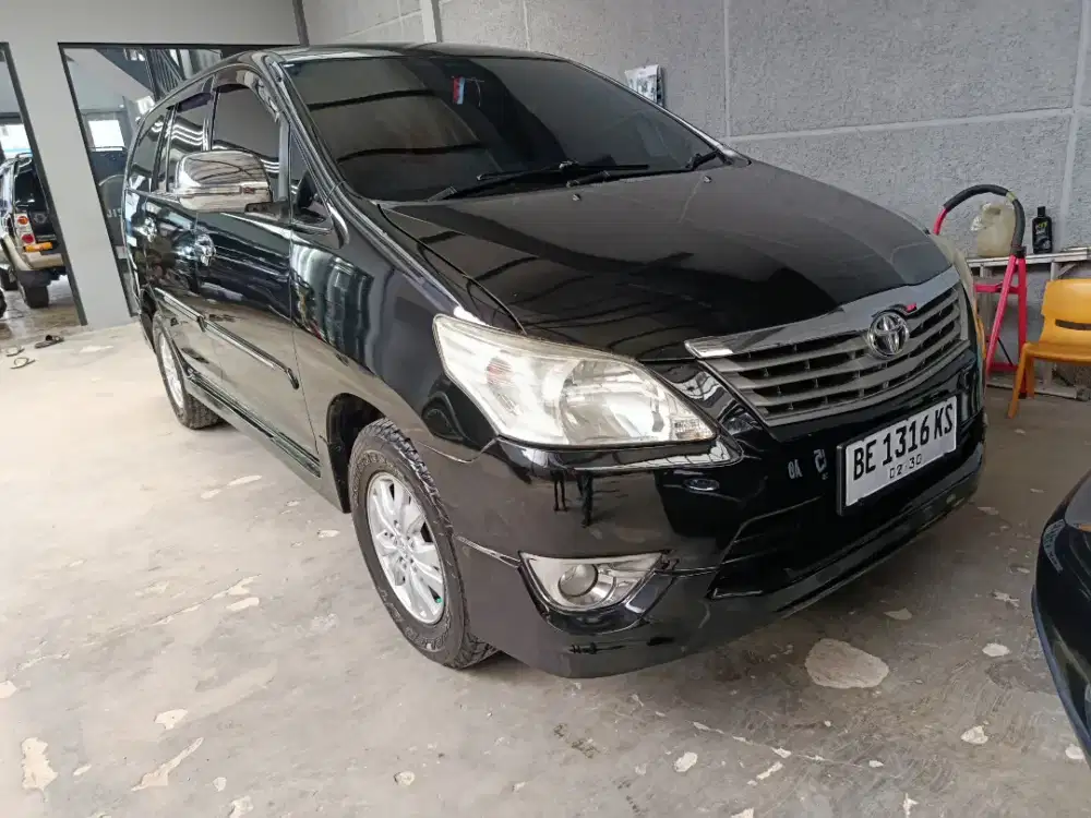 Grand Innova 2.0 G MT 2012