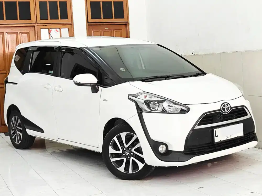 Toyota Sienta 2017 V Automatic 1.5 AT Putih L Tg1 Orgnal Siap Gas 2018